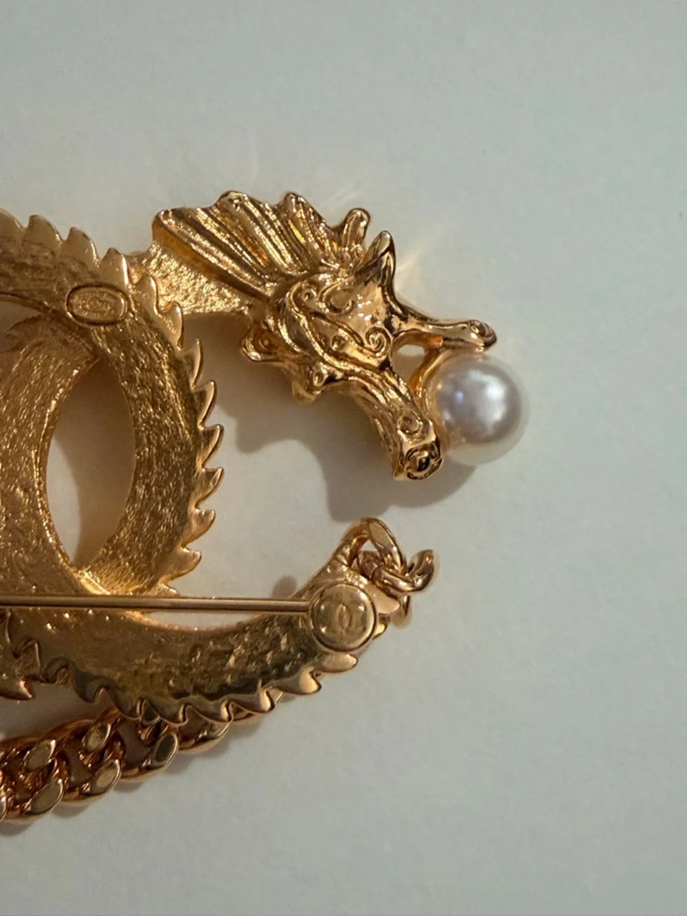 CHANEL Gold-Tone Dragon Brooch with Pearl Accent - Picture 5 of 7